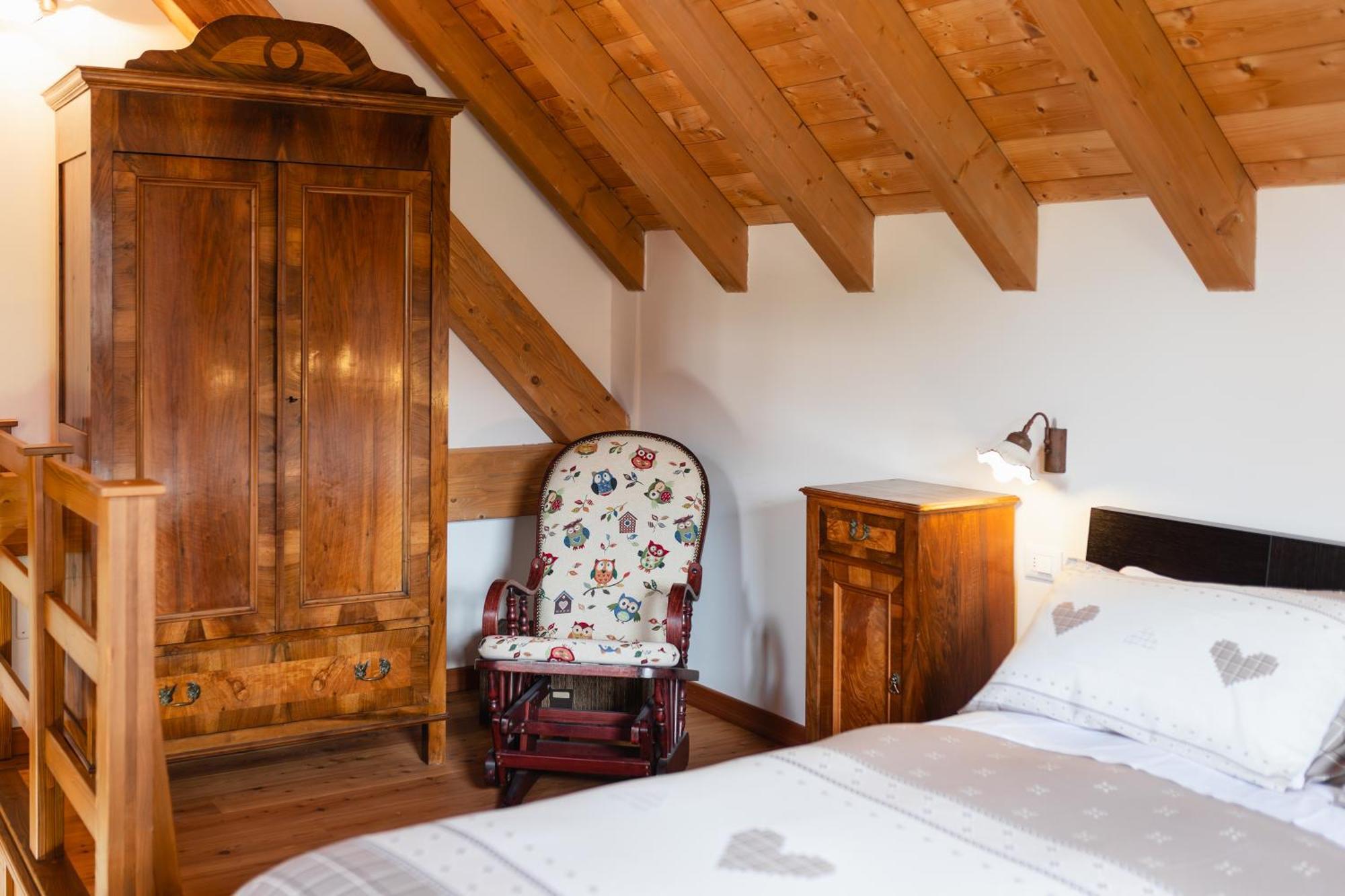 Albergo Diffuso Comeglians ภายนอก รูปภาพ