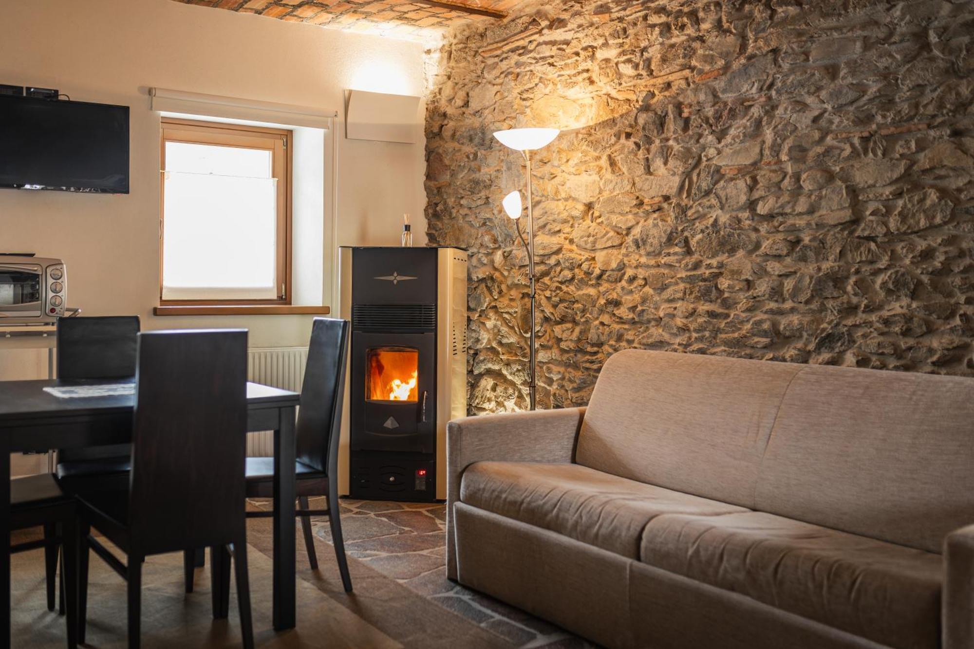 Albergo Diffuso Comeglians ภายนอก รูปภาพ